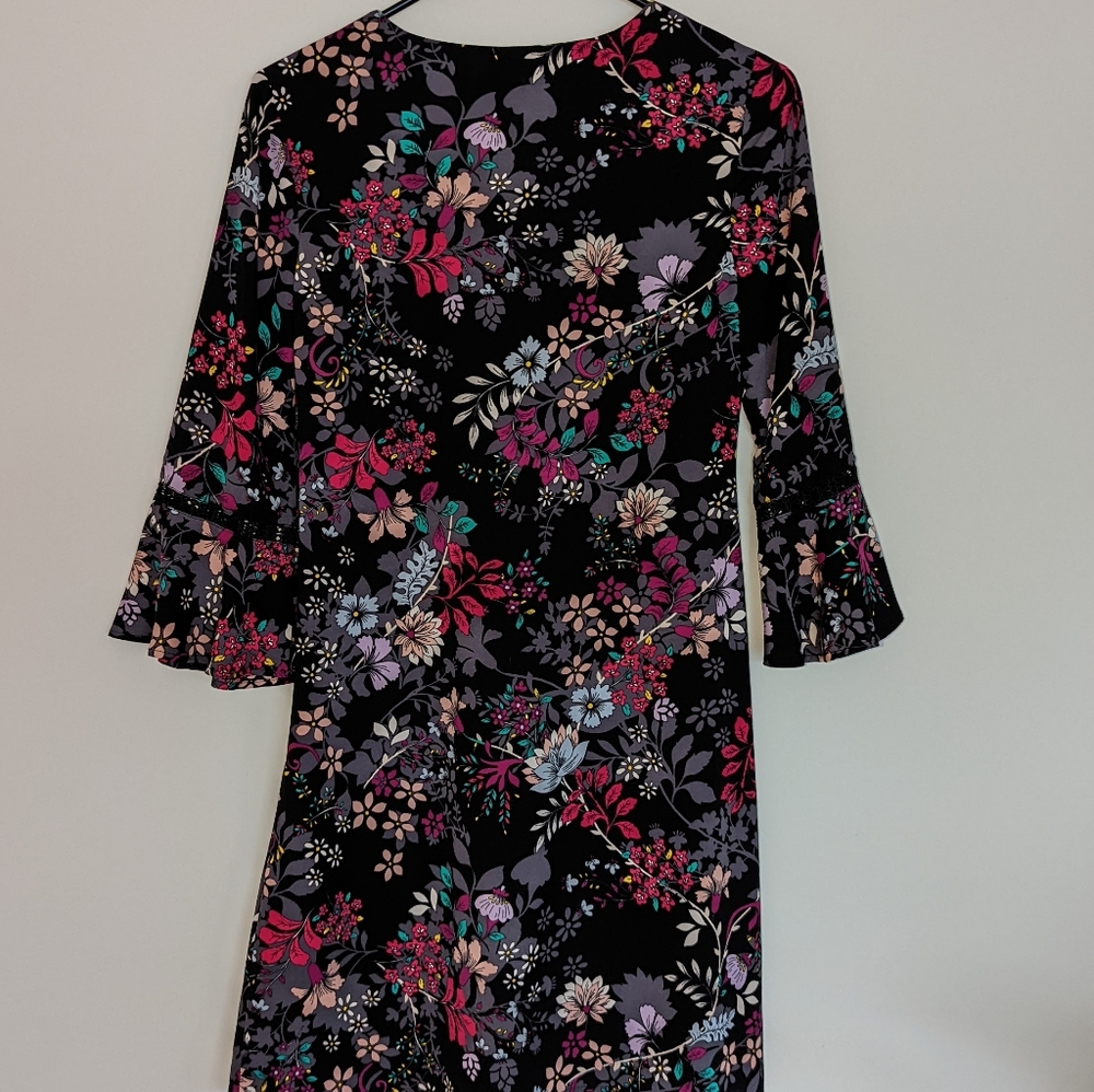 Jessica Simpson Black Flower Pattern Mini Dress - Picture 5 of 6